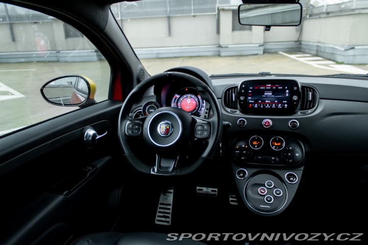 Abarth 500 Competizione 695 Automat 2024