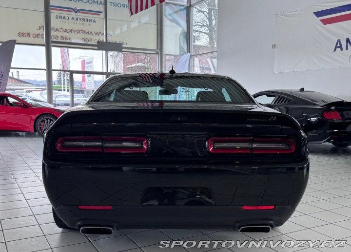 Dodge Challenger 2021