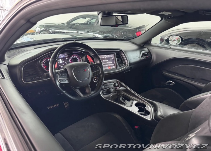 Dodge Challenger 2021