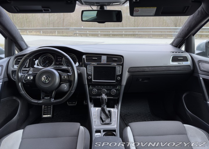 Volkswagen Golf  2015