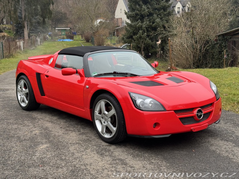 Opel Speedster 2.2 unikátní historie