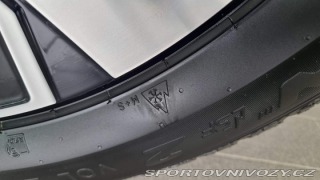 Volvo EC40 PLUS Extended Range RWD 2025