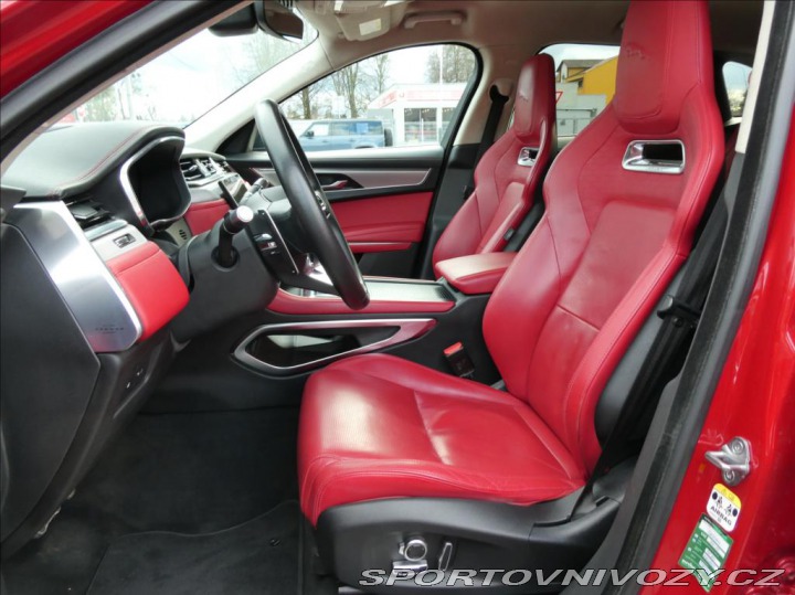 Jaguar F-Pace 2,0 P400e PHEV HSE,1Maj,Č 2022