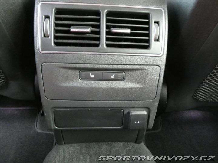 Jaguar F-Pace 2,0 P400e PHEV AWD,1Maj,Č 2022