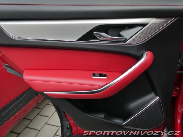 Jaguar F-Pace 2,0 P400e PHEV HSE,1Maj,Č 2022