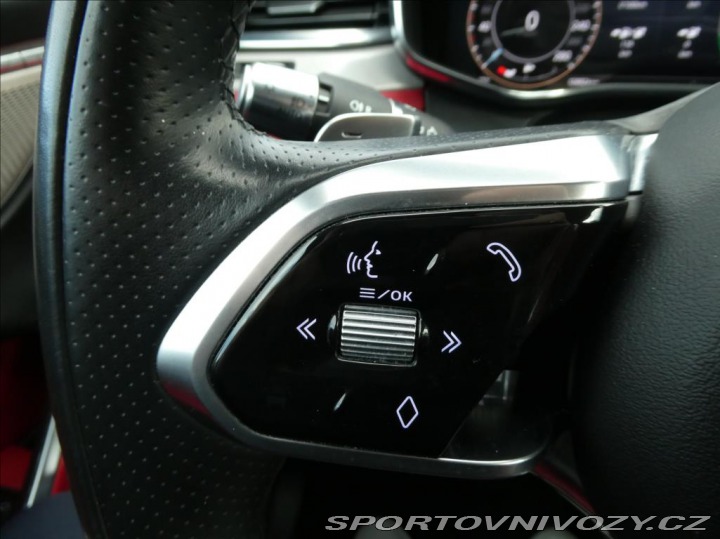 Jaguar F-Pace 2,0 P400e PHEV HSE,1Maj,Č 2022