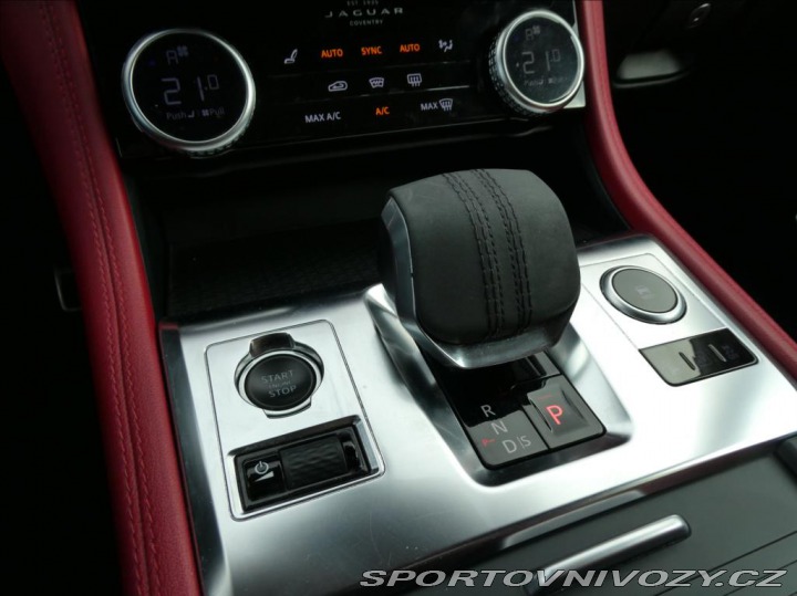 Jaguar F-Pace 2,0 P400e PHEV AWD,1Maj,Č 2022