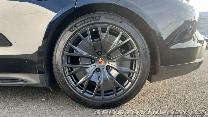 Porsche Taycan GTS 2023