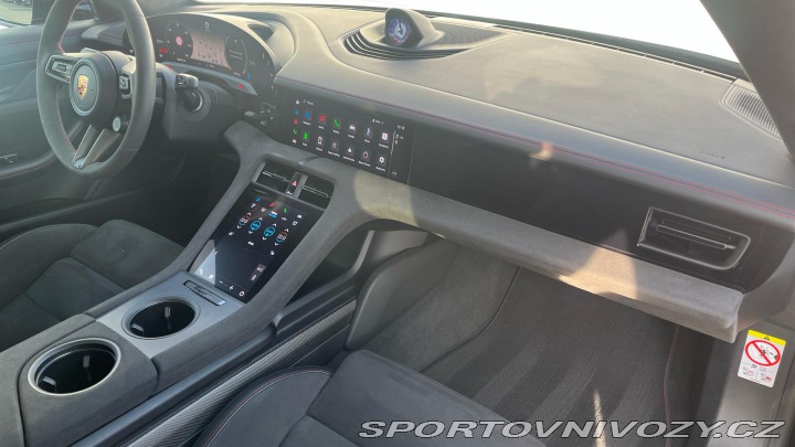 Porsche Taycan GTS 2023