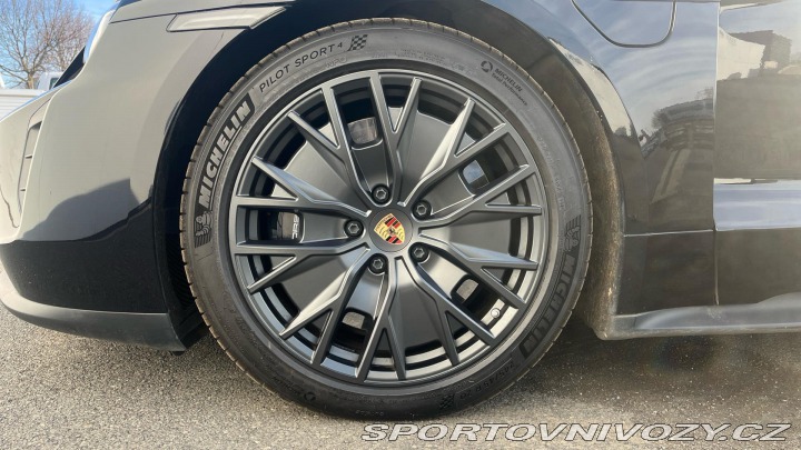 Porsche Taycan GTS 2023