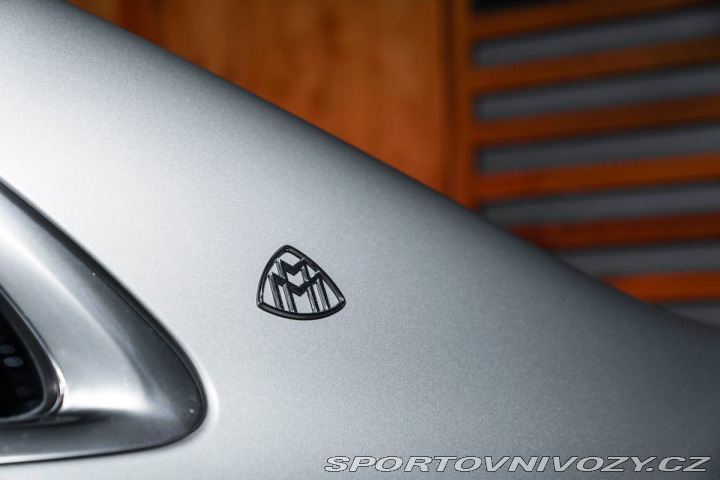 Mercedes-Benz S V12 6.0L Maybach, Masáže, 2017