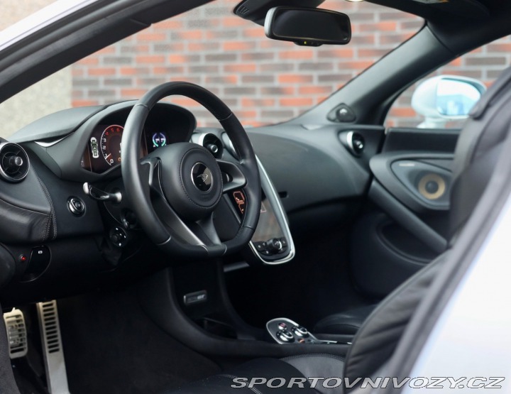 McLaren 570 570GT  419KW, Ako nové ib 2018