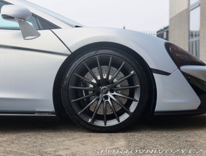 McLaren 570 570GT  419KW, Ako nové ib 2018