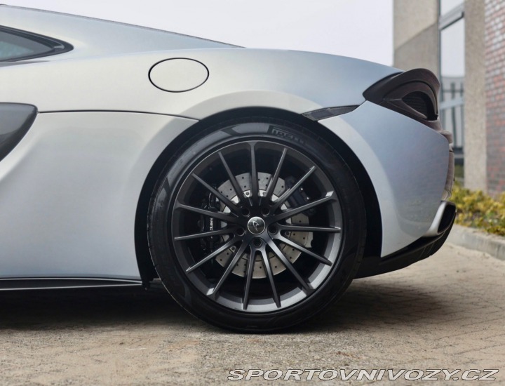 McLaren 570 570GT  419KW, Ako nové ib 2018