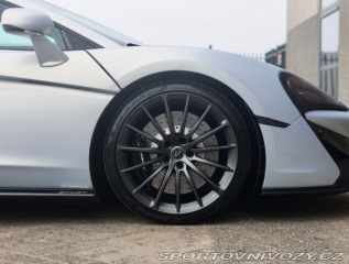 McLaren 570 570GT  419KW, Ako nové ib 2018