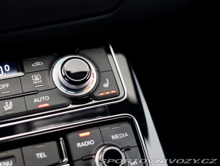 Audi S8 Plus 4.0 TFSI V8 quattro 2016