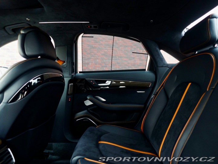 Audi S8 Plus 4.0 TFSI V8 quattro 2016