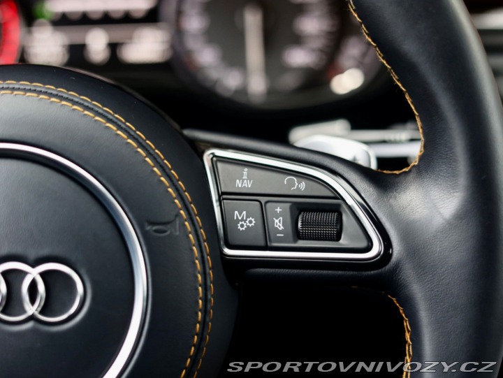 Audi S8 Plus 4.0 TFSI V8 quattro 2016