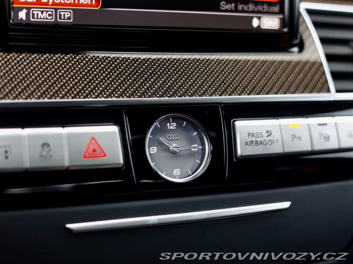 Audi S8 Plus 4.0 TFSI V8 quattro 2016