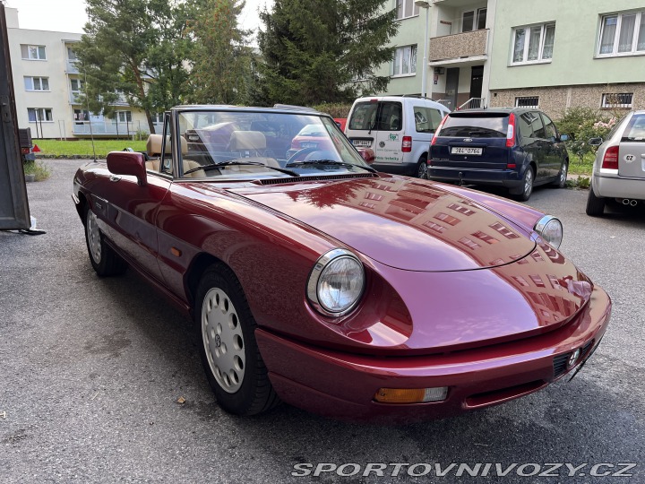Alfa Romeo Spider 2,0i 88 kW 1990
