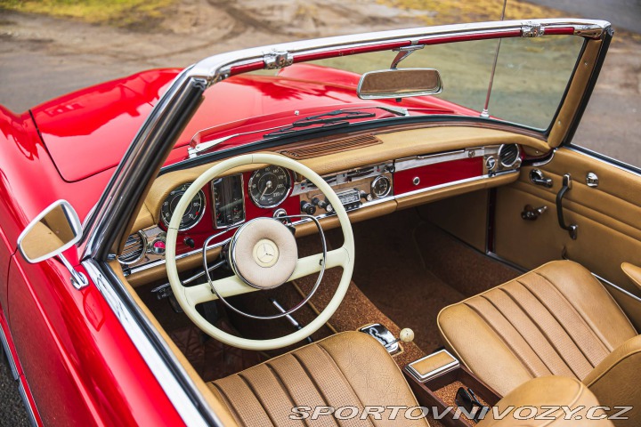 Mercedes-Benz SL 230 SL Pagoda 1966
