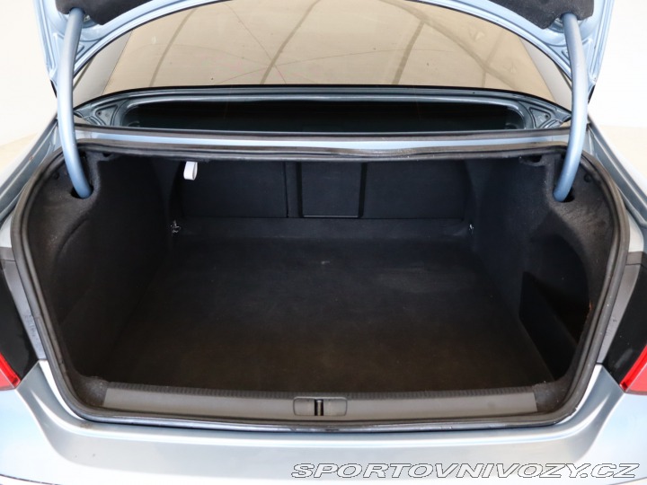 Volkswagen Passat CC CC Comfortline 2.0 TDI 2008