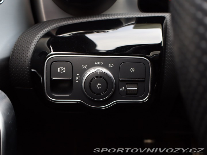 Mercedes-Benz CLA 250 e 2022