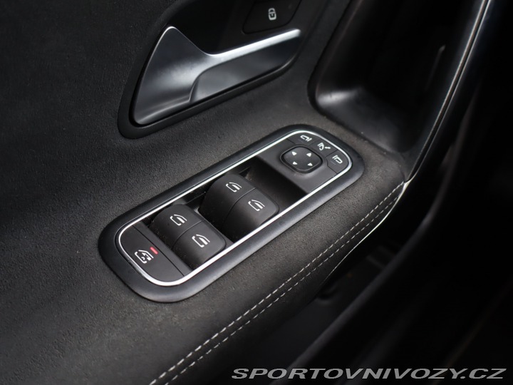 Mercedes-Benz CLA 250 e 2022