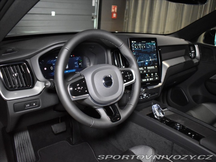Volvo Ostatní modely XC60 2,0 T8 AWD Black Edition 2025