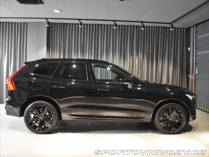 Volvo Ostatní modely XC60 2,0 T8 AWD Black Edition 2025