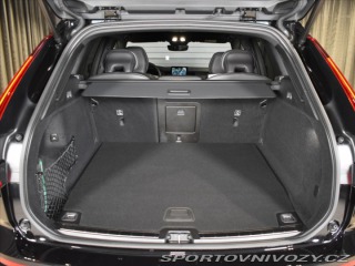 Volvo Ostatní modely XC60 2,0 T8 AWD Black Edition 2025