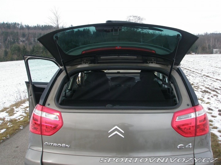 Citroën Ostatní modely C4 Picasso 2,0   103Kw benzín 1800