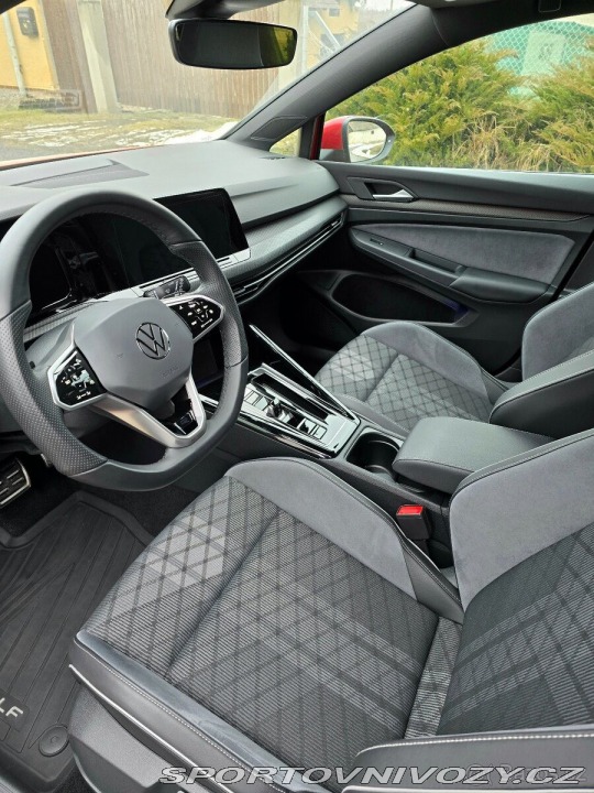 Volkswagen Golf Variant 2,0   TDI 110 kW 2024