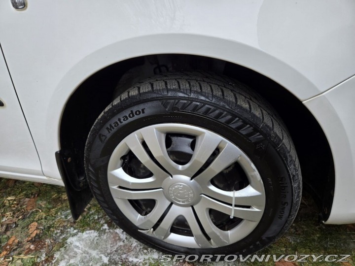 Škoda Ostatní modely Roomster 1,2   TSI, Serviska, Nové 1800