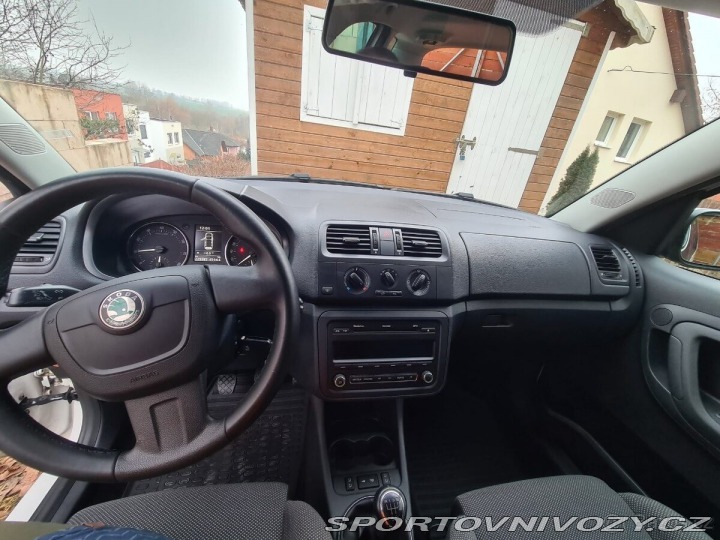 Škoda Ostatní modely Roomster 1,2   TSI, Serviska, Nové 1800