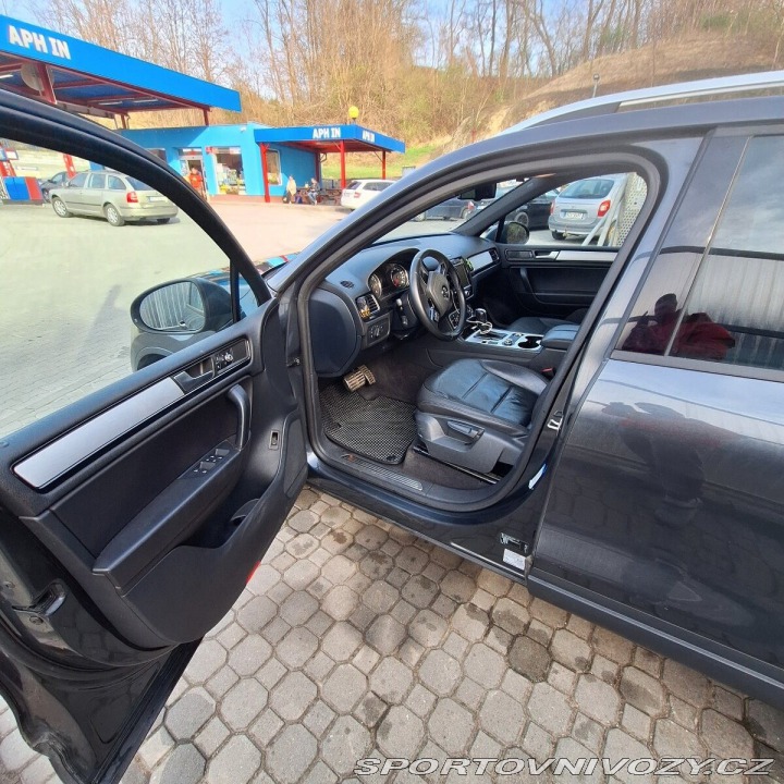 Volkswagen Ostatní modely Touareg 3,0 2013