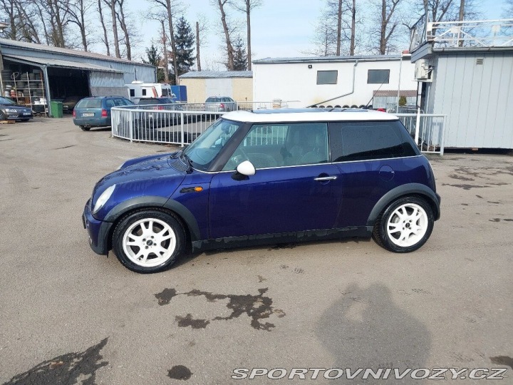 Mini Cooper 1,6   One 2006