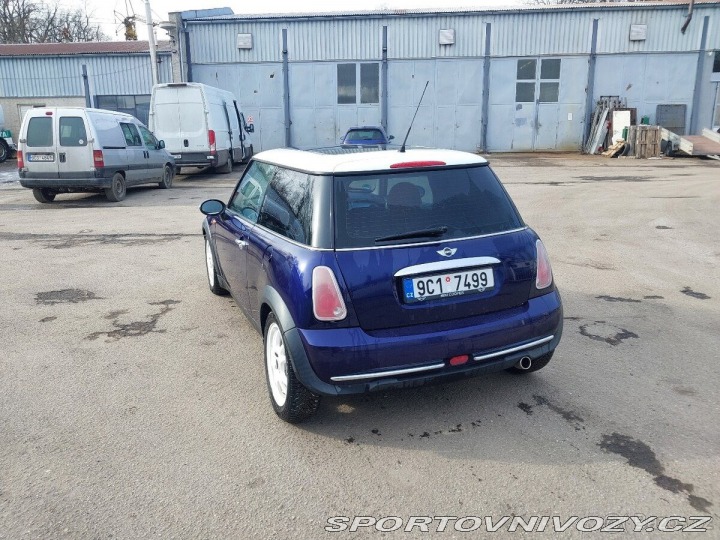Mini Cooper 1,6   One 2006