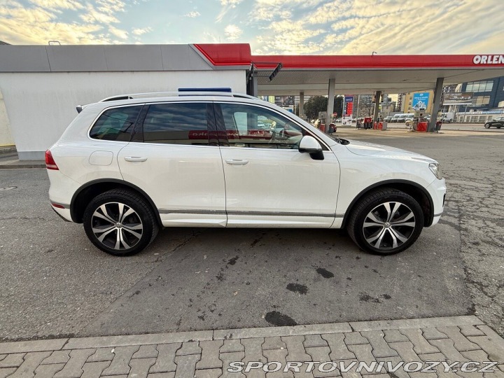 Volkswagen Ostatní modely Touareg 3,0 2015