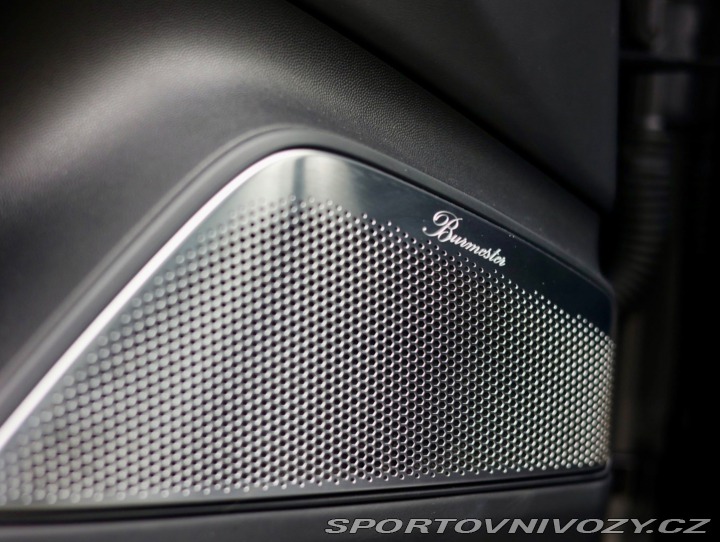 Porsche Macan Turbo | Panoráma - Ťažné 2024