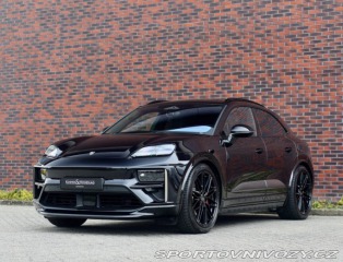 Porsche Macan Turbo | Panoráma - Ťažné 2024