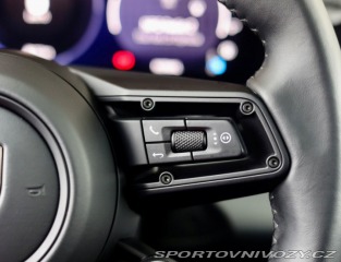 Porsche Macan Turbo | Panoráma - Ťažné 2024