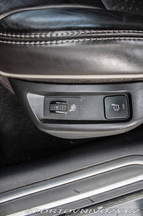 Citroën Ostatní modely C5  3.0 HDi V6 24V FAP Busin 2011