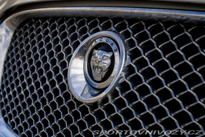 Jaguar XF 3.0l V6 (LPG) / 175kW / 2008