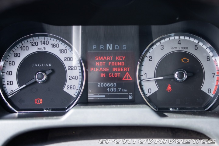 Jaguar XF 3.0l V6 (LPG) / 175kW / 2008