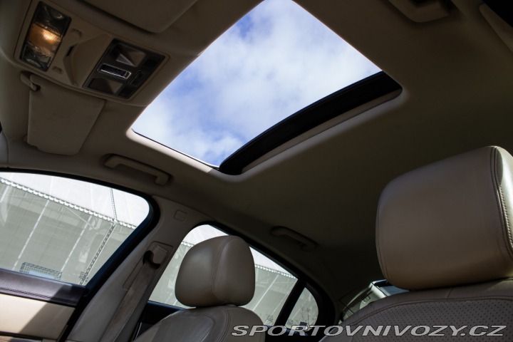 Jaguar XF 3.0l V6 (LPG) / 175kW / 2008