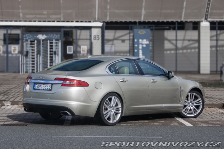 Jaguar XF 3.0l V6 (LPG) / 175kW / 2008