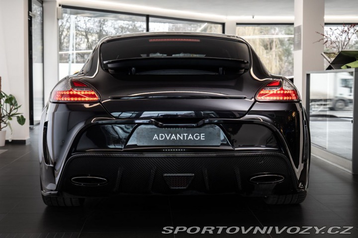 Porsche Panamera  2011