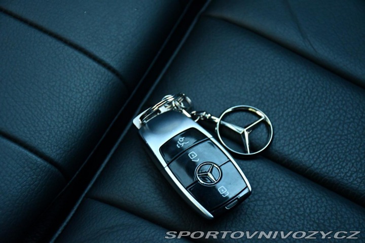 Mercedes-Benz E 200 2021