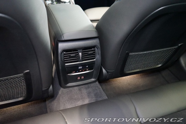 Alpina D3 D3s*TOURING*ZÁRUKA*PANO*H 2023